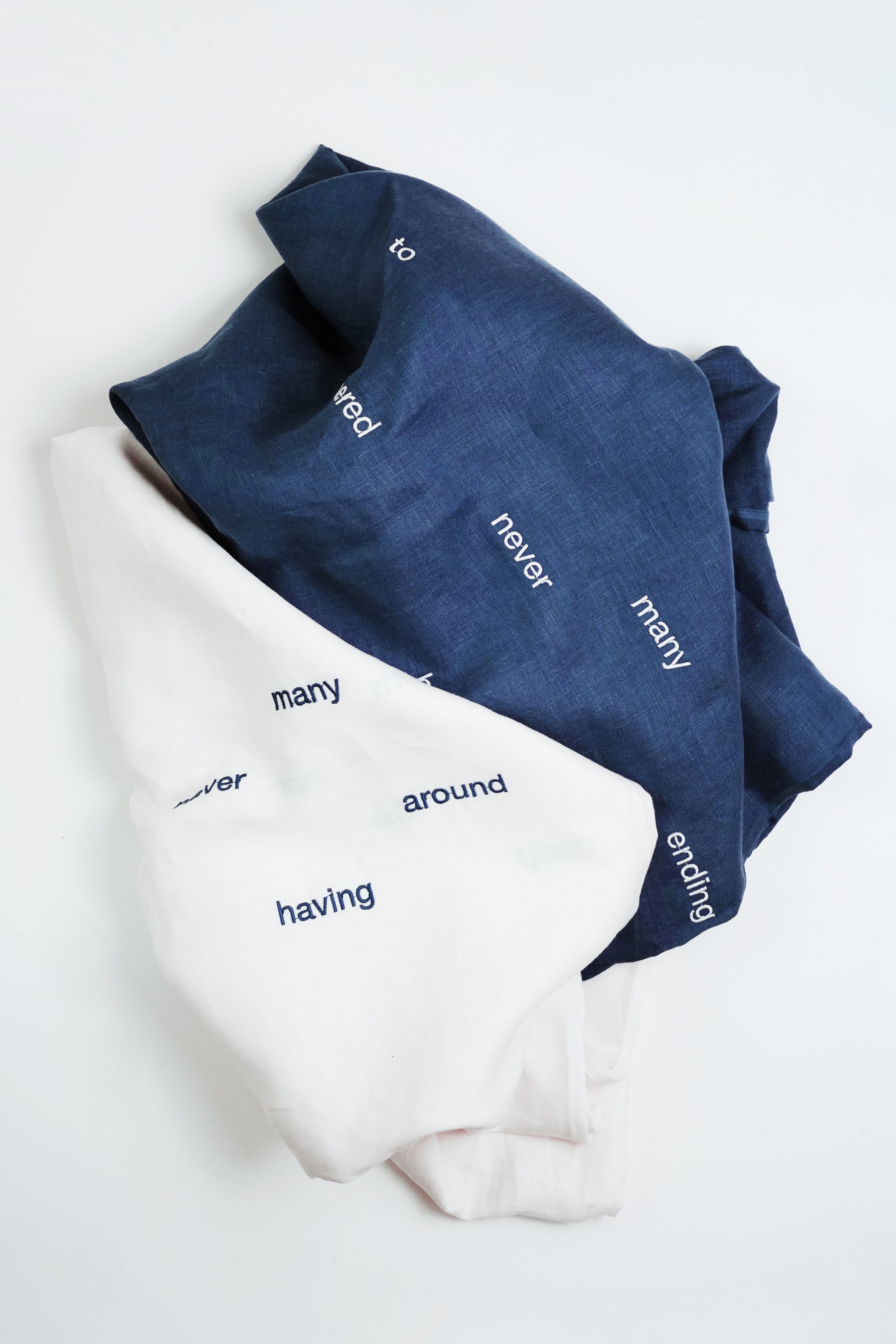 NEVER ENDING Tablecloth